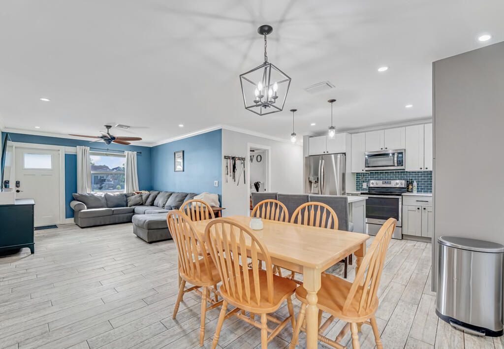 6705 Massachusetts Drive, Lake Worth, FL 33462 Photo