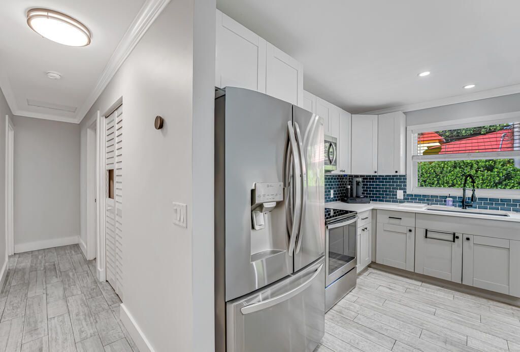 6705 Massachusetts Drive, Lake Worth, FL 33462 Photo