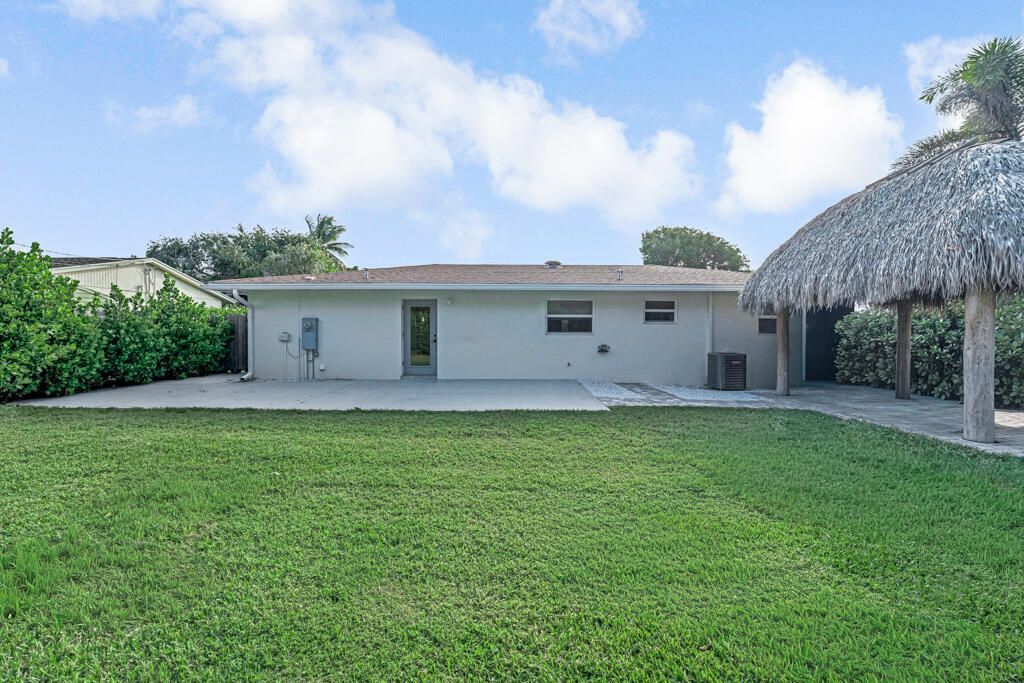 6705 Massachusetts Drive, Lake Worth, FL 33462 Photo