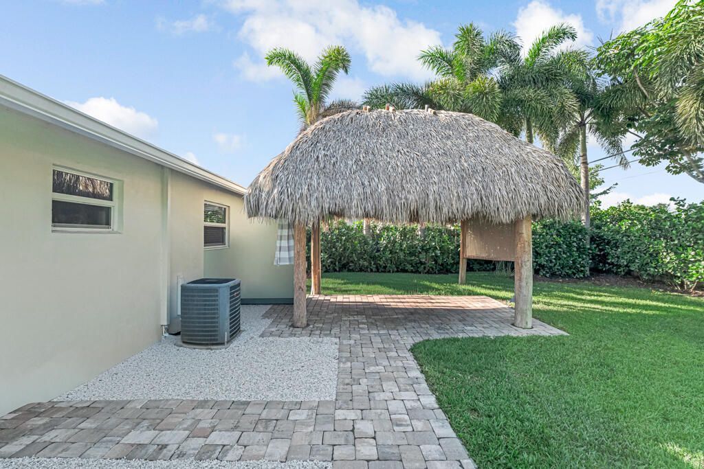 6705 Massachusetts Drive, Lake Worth, FL 33462 Photo