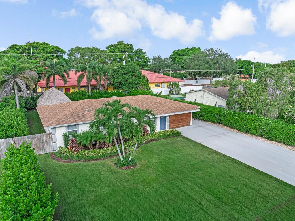 6705 Massachusetts Drive, Lake Worth, FL 33462 Photo