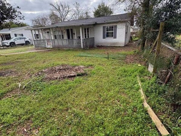 3703 W Theresa St, Pensacola, FL 32505