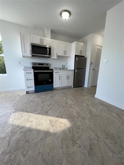 661 NW 21st Terrace, Fort Lauderdale, FL 33311 Photo