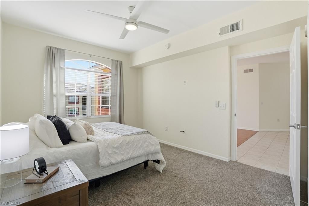 15590 Ocean Walk Cir, Unit 304, Fort Myers, FL 33908 Photo