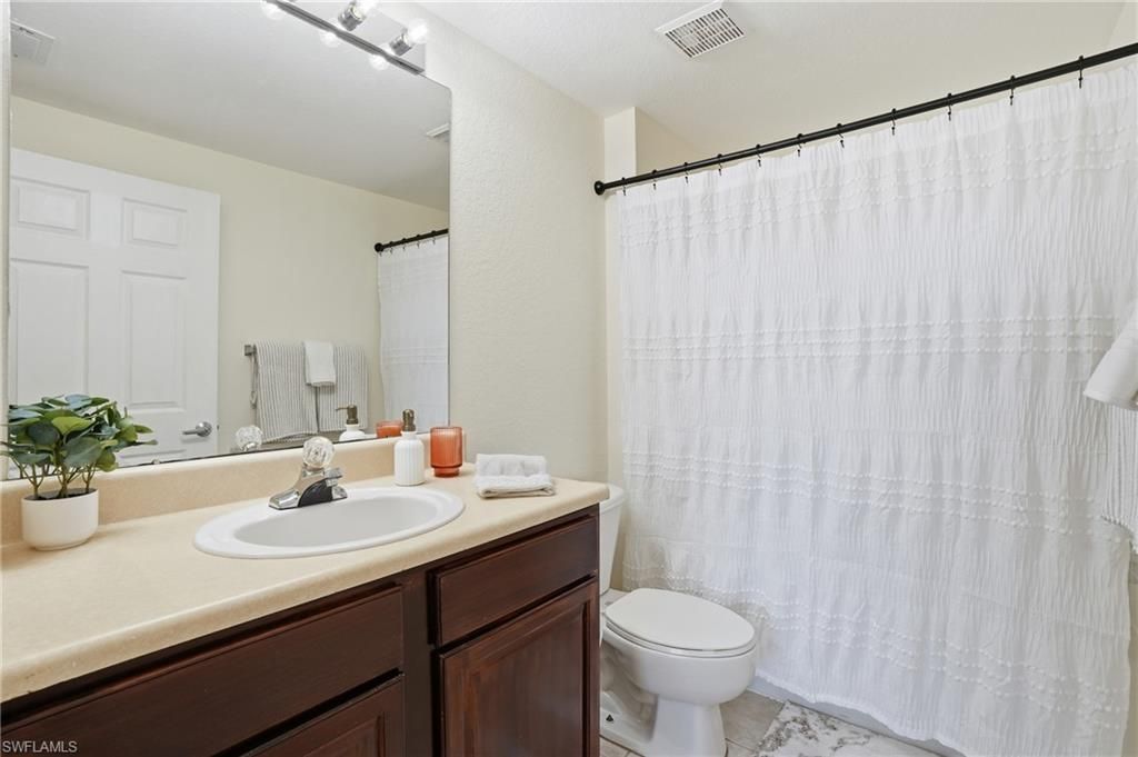 15590 Ocean Walk Cir, Unit 304, Fort Myers, FL 33908 Photo