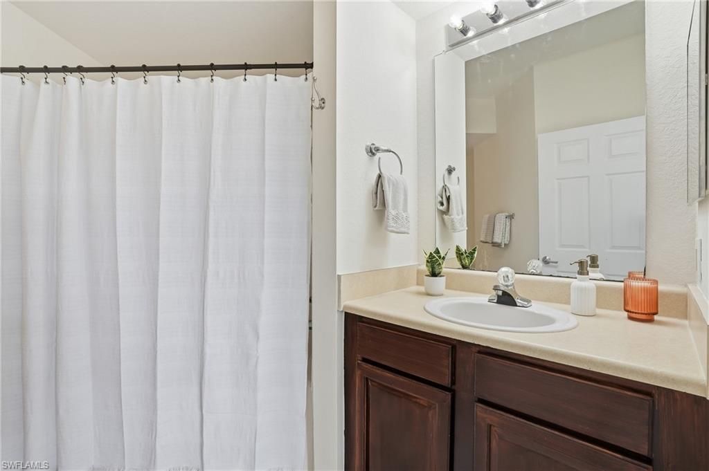 15590 Ocean Walk Cir, Unit 304, Fort Myers, FL 33908 Photo