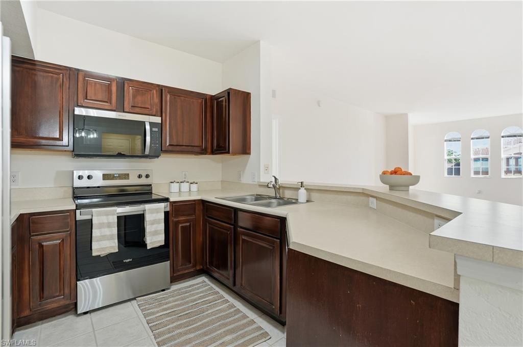 15590 Ocean Walk Cir, Unit 304, Fort Myers, FL 33908 Photo