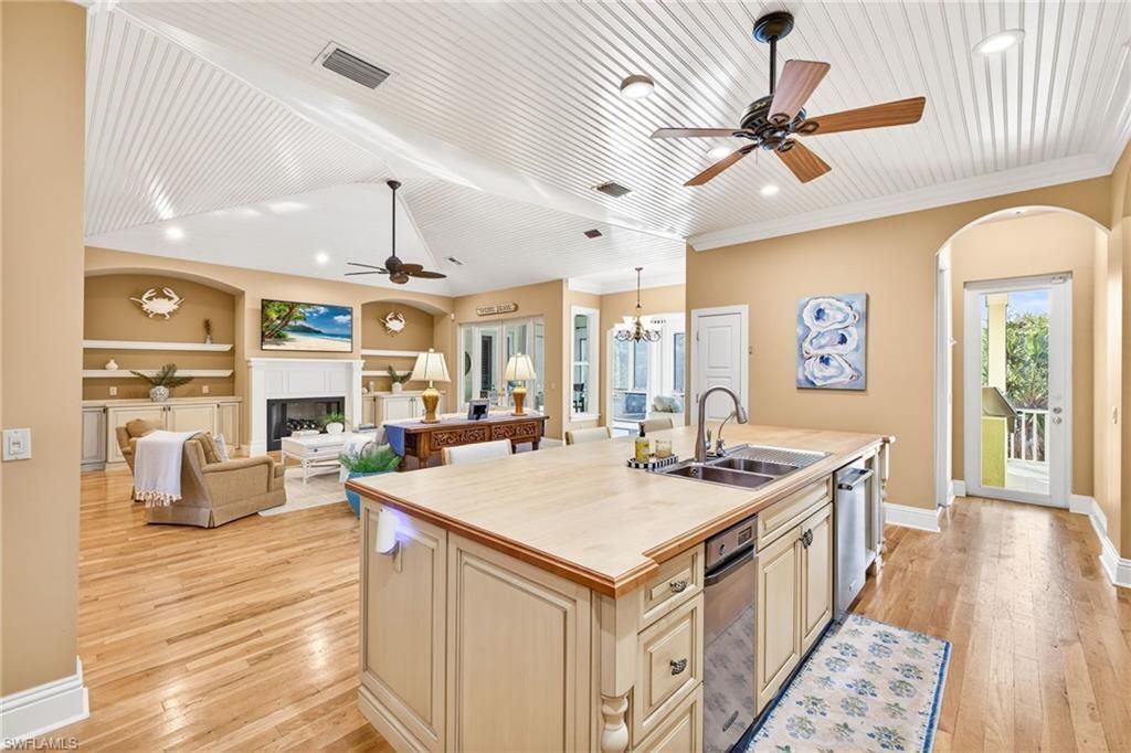 1159 Junonia St, Sanibel, FL 33957 Photo