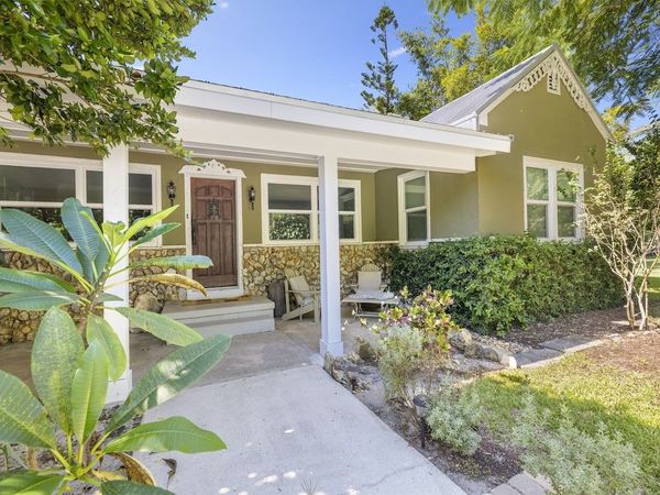 805 27th Avenue, Vero Beach, FL 32960