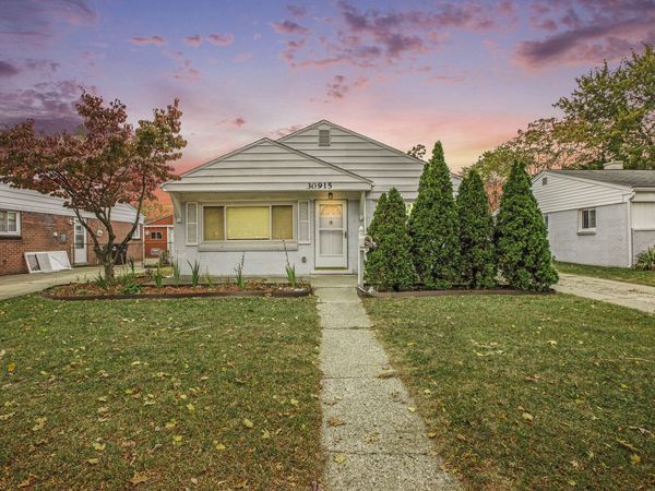 30915 Cherry Hill Road, Westland, MI 48186