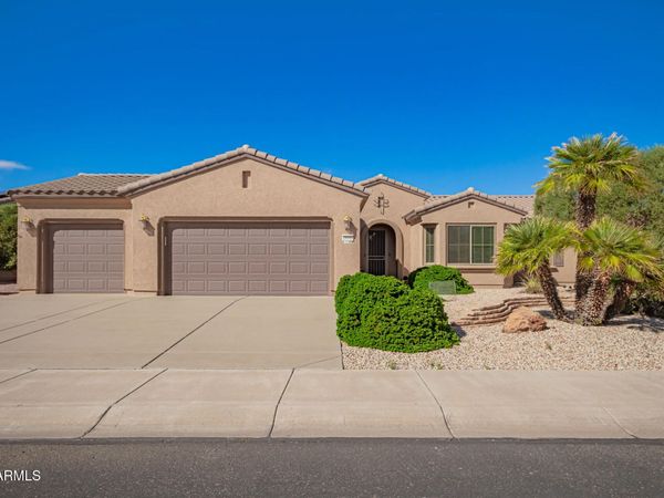 18044 W TIERRA DEL SOL Drive, Surprise, AZ 85387