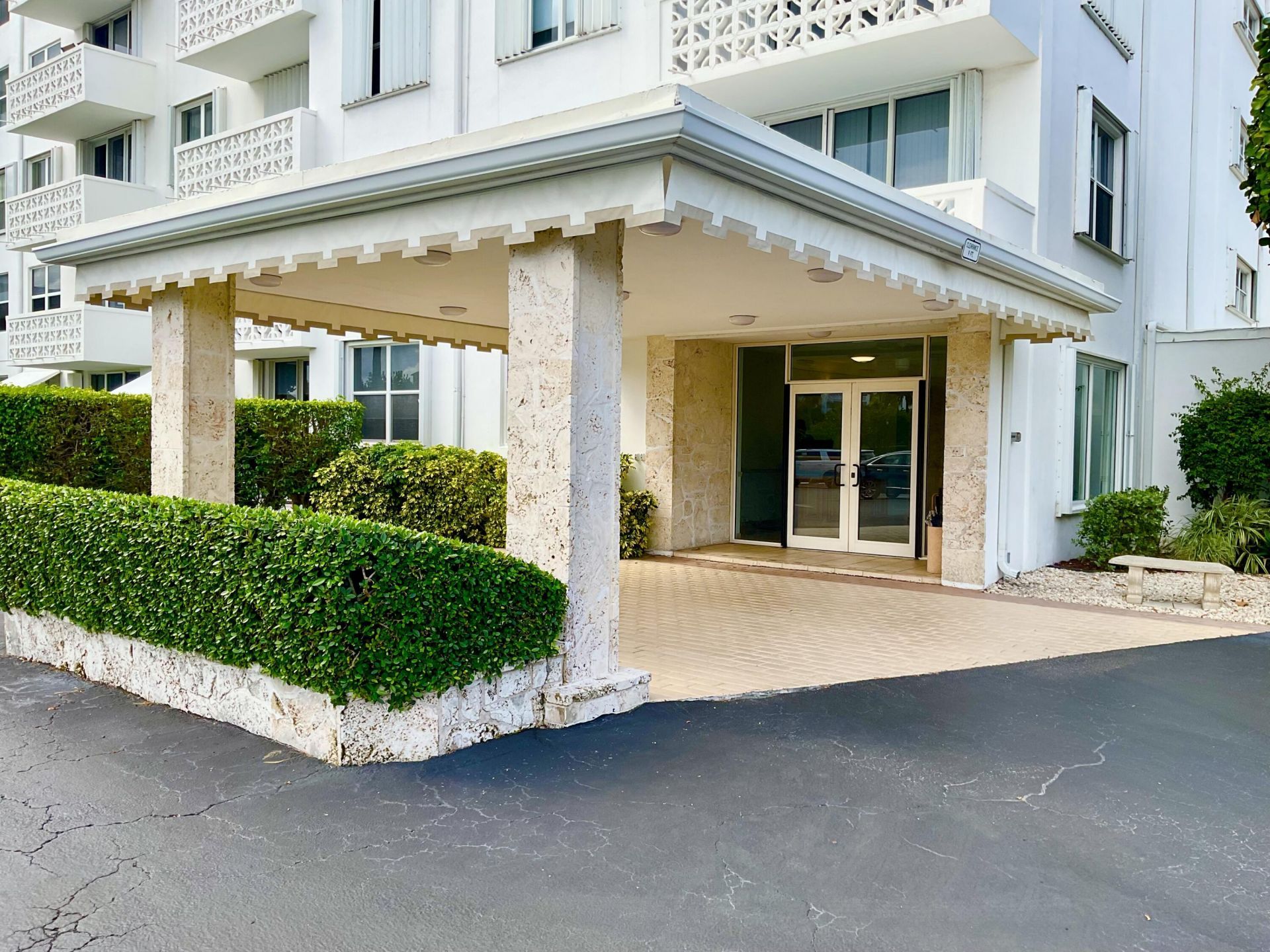 2840 S Ocean Boulevard, Unit 215, Palm Beach, FL 33480 Photo