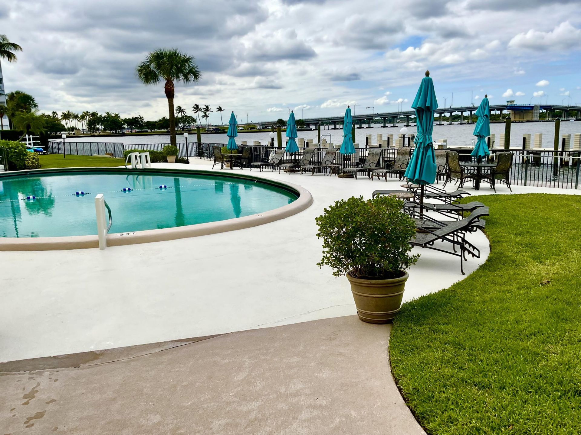 2840 S Ocean Boulevard, Unit 215, Palm Beach, FL 33480 Photo