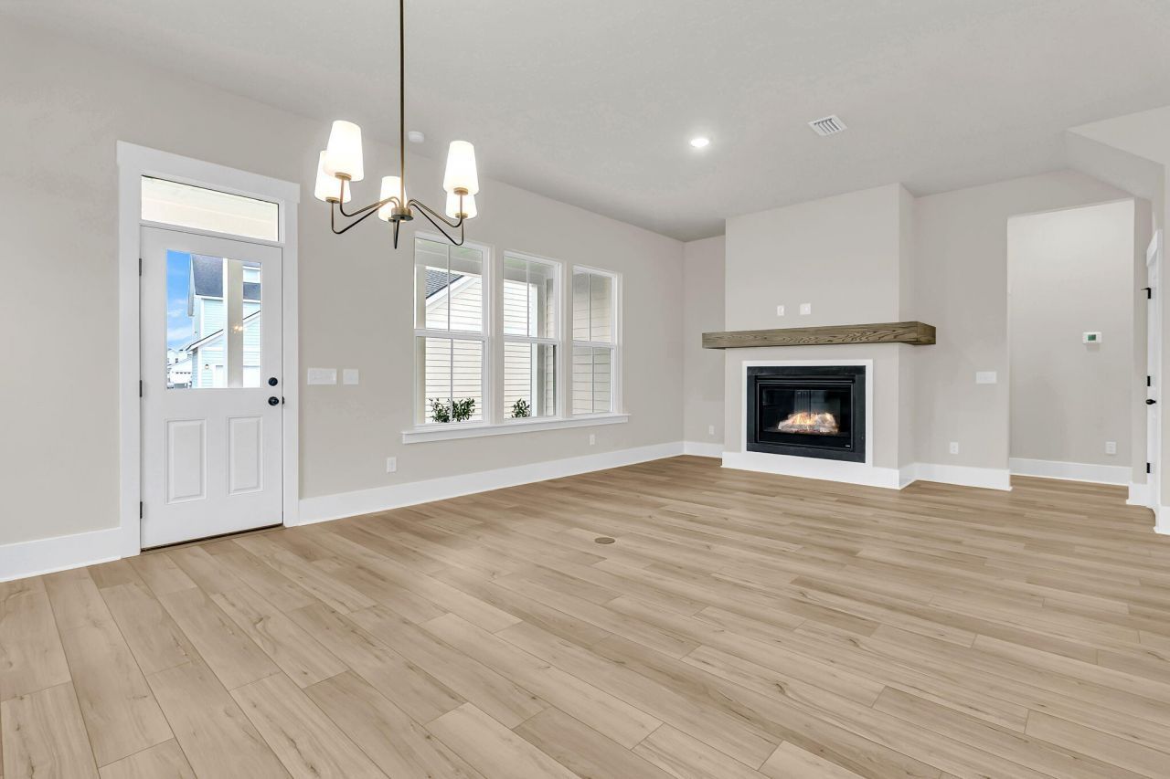 623 June Berry Drive Photo 17