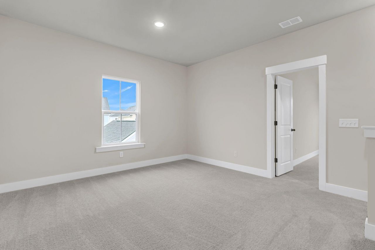 623 June Berry Drive Photo 32