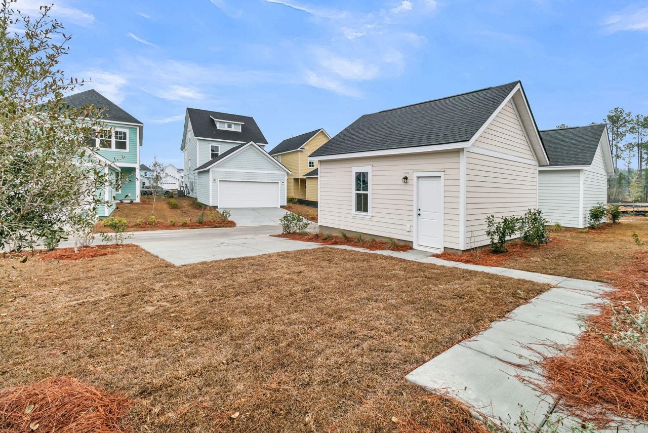 623 June Berry Drive Photo 38