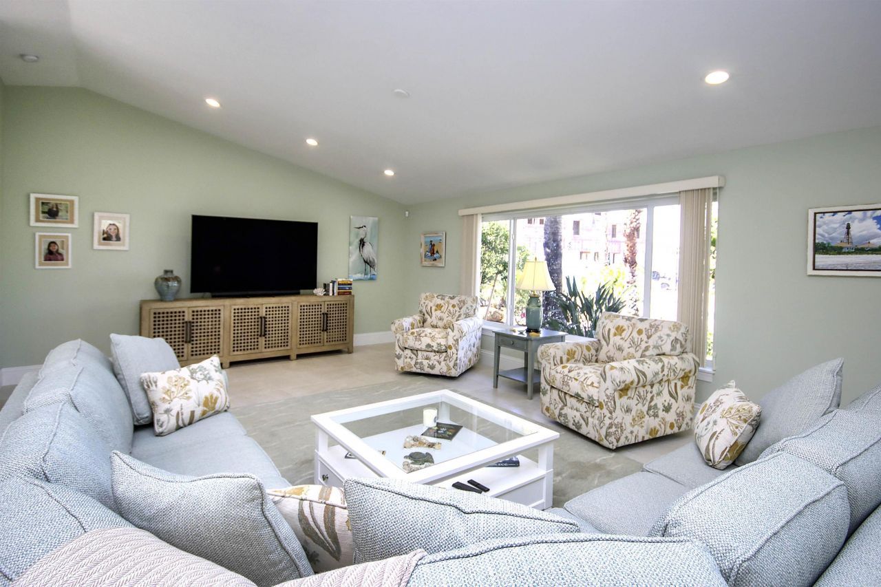 812 Angel Wing Dr, Sanibel, FL 33957 Photo