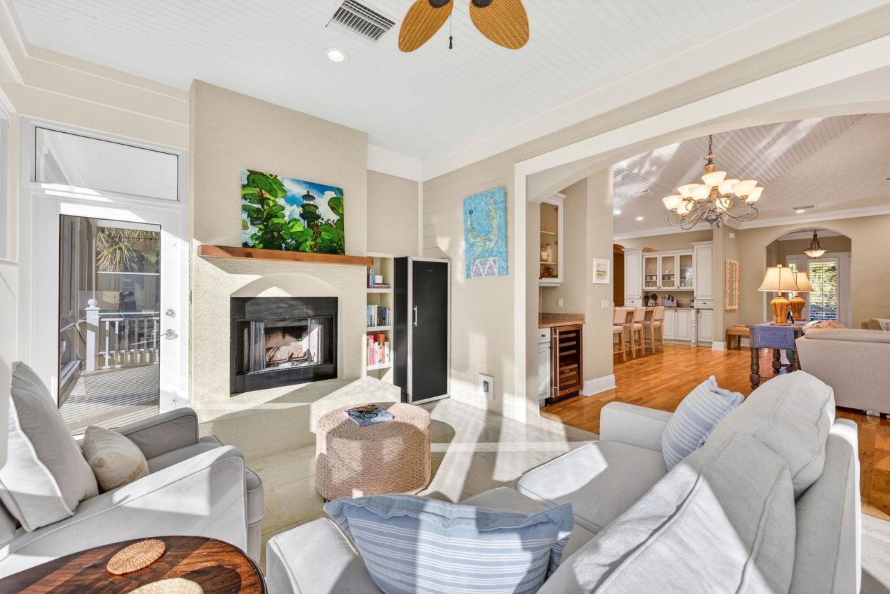 1159 Junonia St, Sanibel, FL 33957 Photo