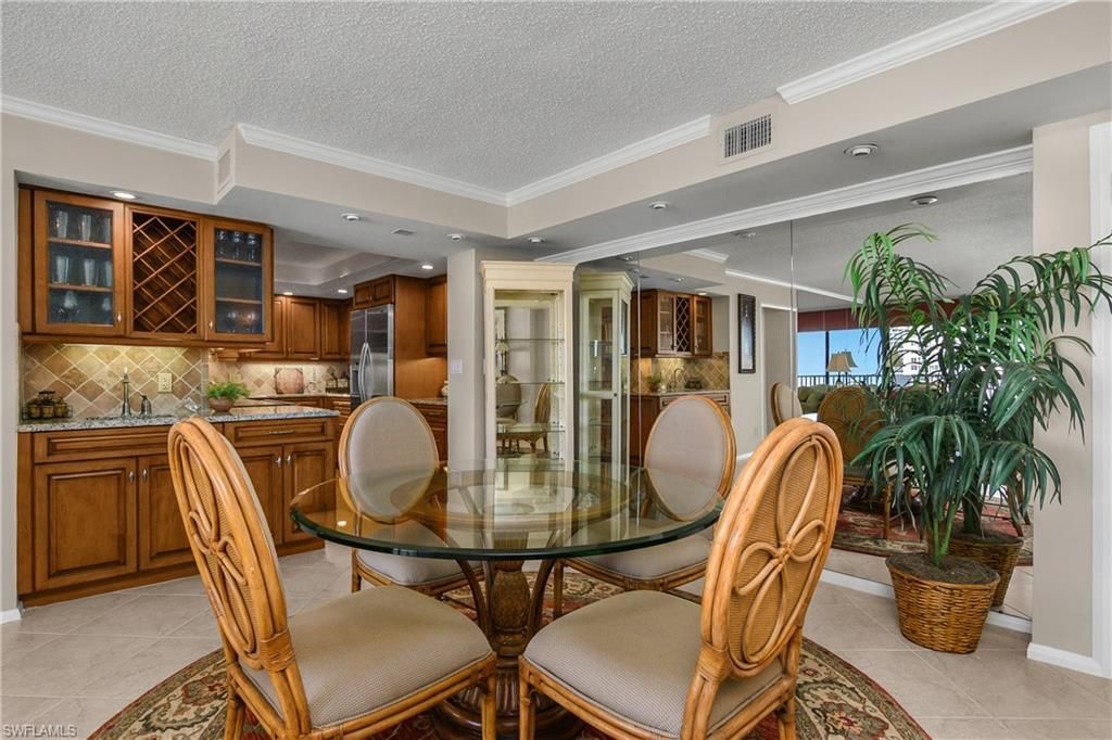 4005 Gulf Shore Blvd N, Unit 1405, Naples, FL 34103 Photo