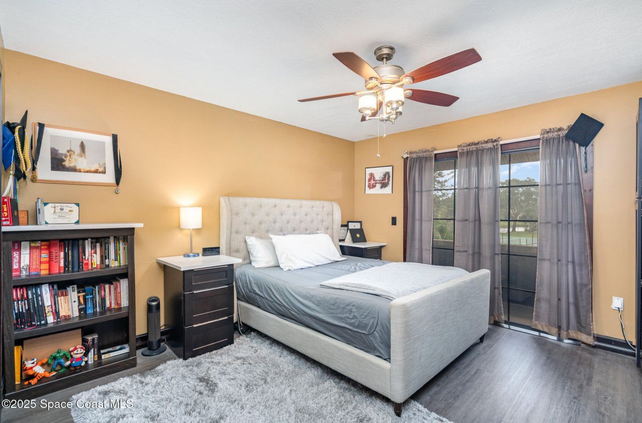 562 Lake Ashley Circle, Melbourne, FL 32904 Photo