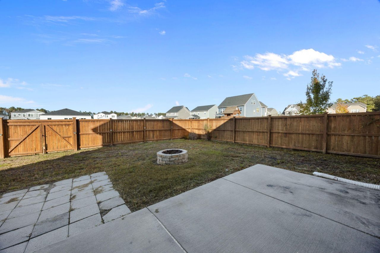 206 Honey Horn Drive Photo 14