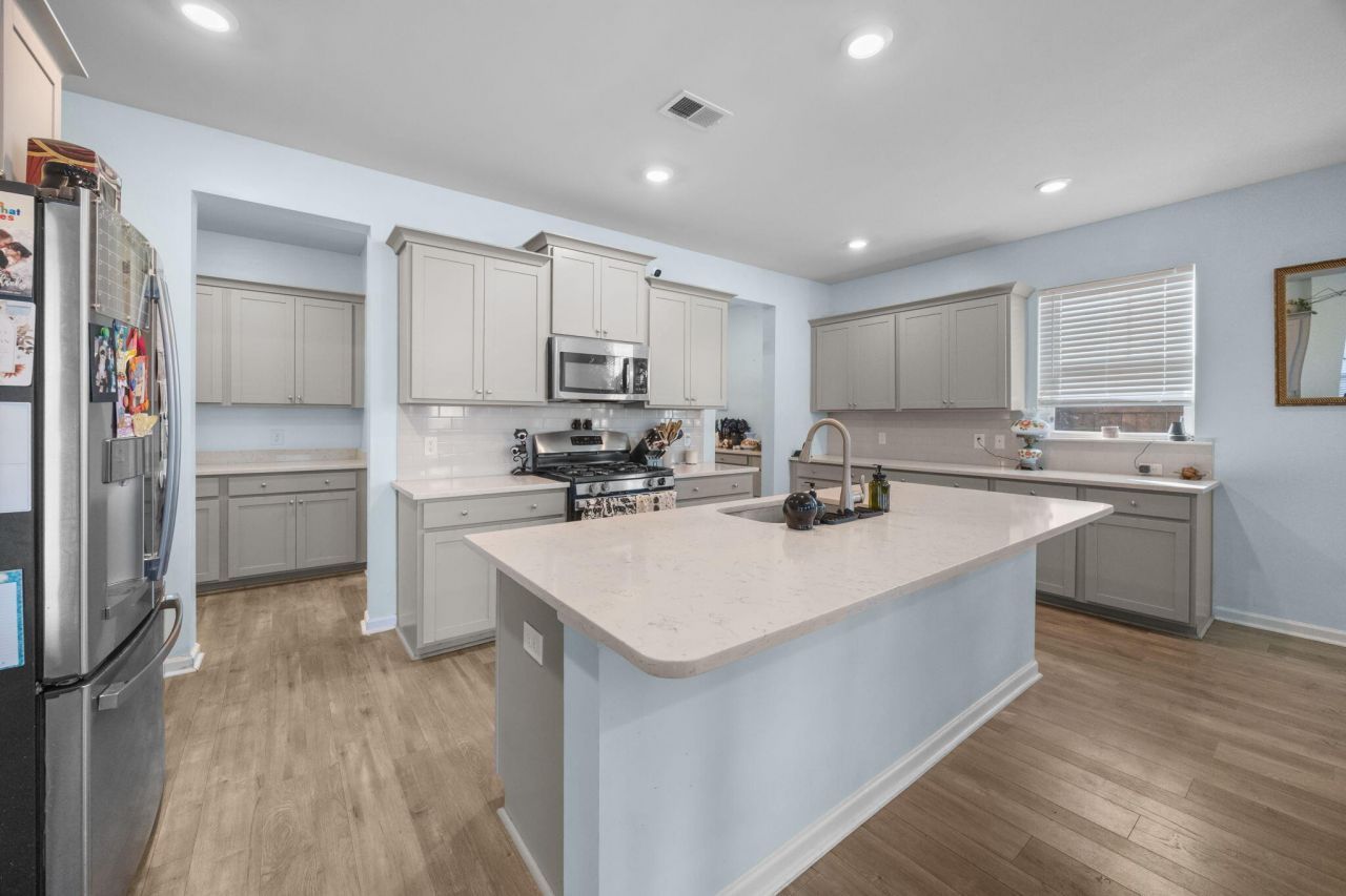 206 Honey Horn Drive Photo 30