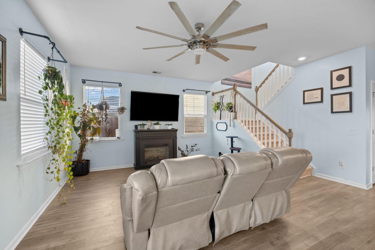 206 Honey Horn Drive Photo 40