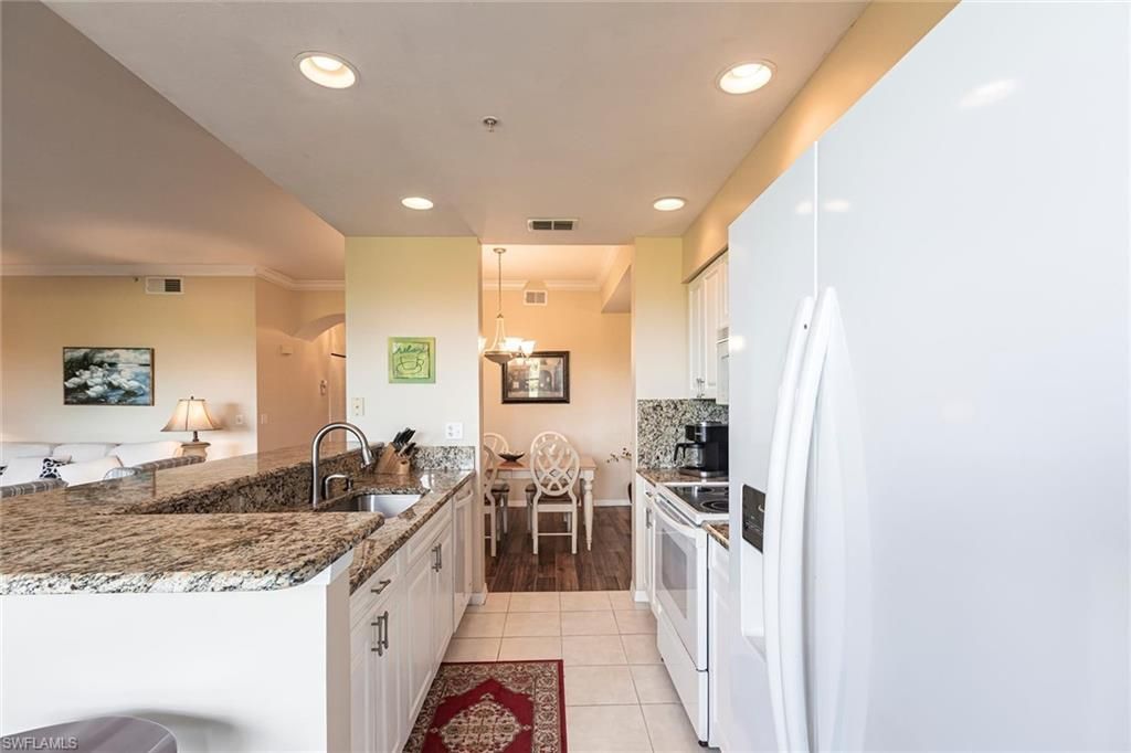 9500 Highland Woods Blvd, Unit 7107, Bonita Springs, FL 34135 Photo