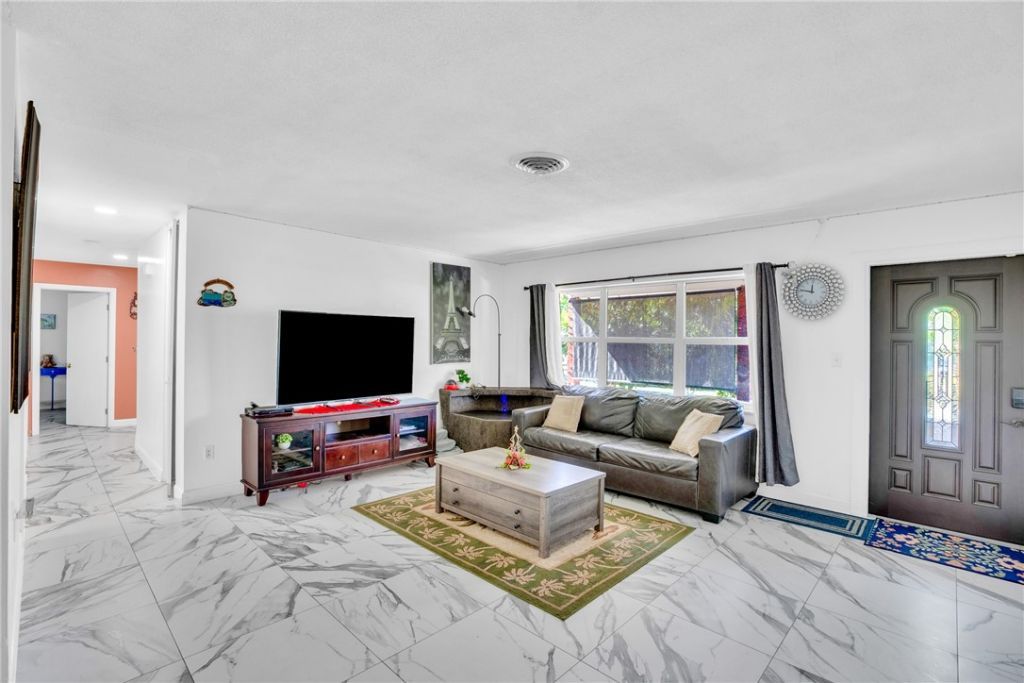 2512 S 13th Street, Fort Pierce, FL 34982 Photo