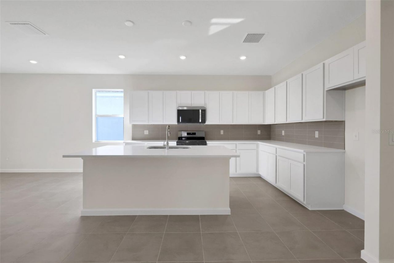 5493 NW Camberly Court, Port Saint Lucie, FL 34987 Photo