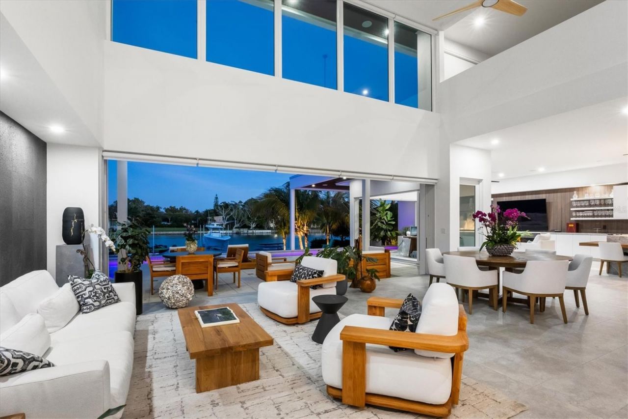 3631 San Remo Terrace, Sarasota, FL 34239 Photo