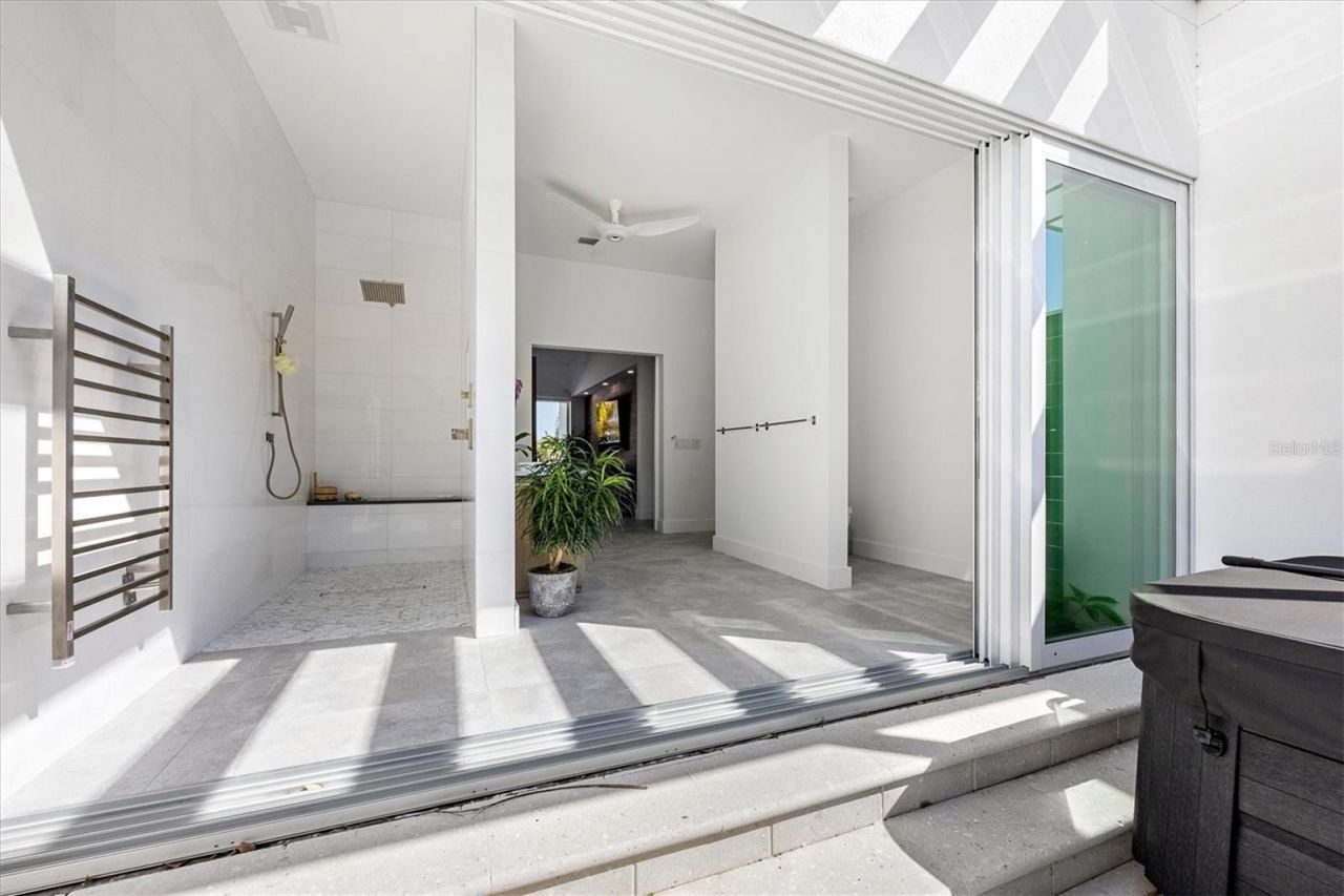 3631 San Remo Terrace, Sarasota, FL 34239 Photo