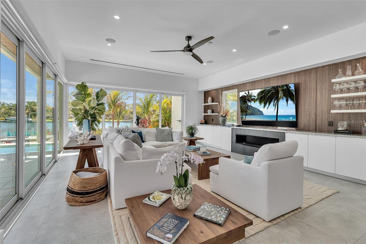 3631 San Remo Terrace, Sarasota, FL 34239 Photo