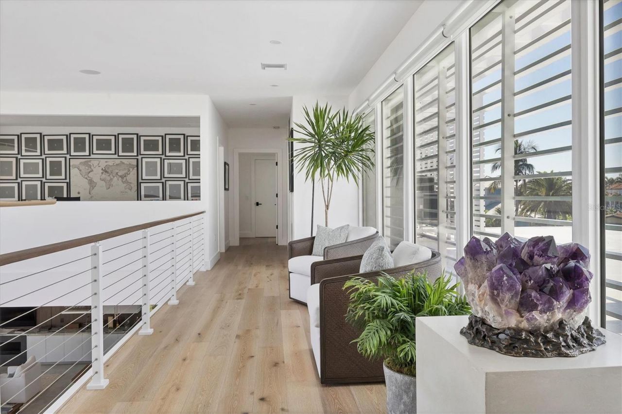 3631 San Remo Terrace, Sarasota, FL 34239 Photo