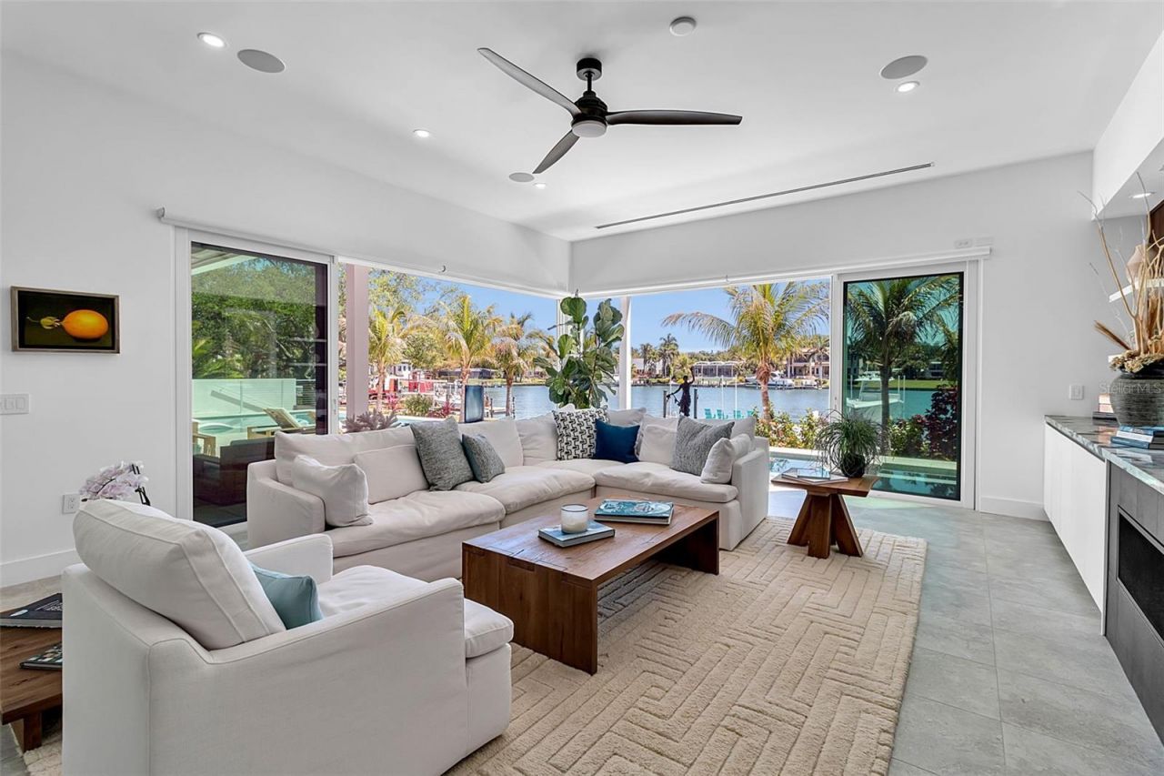 3631 San Remo Terrace, Sarasota, FL 34239 Photo