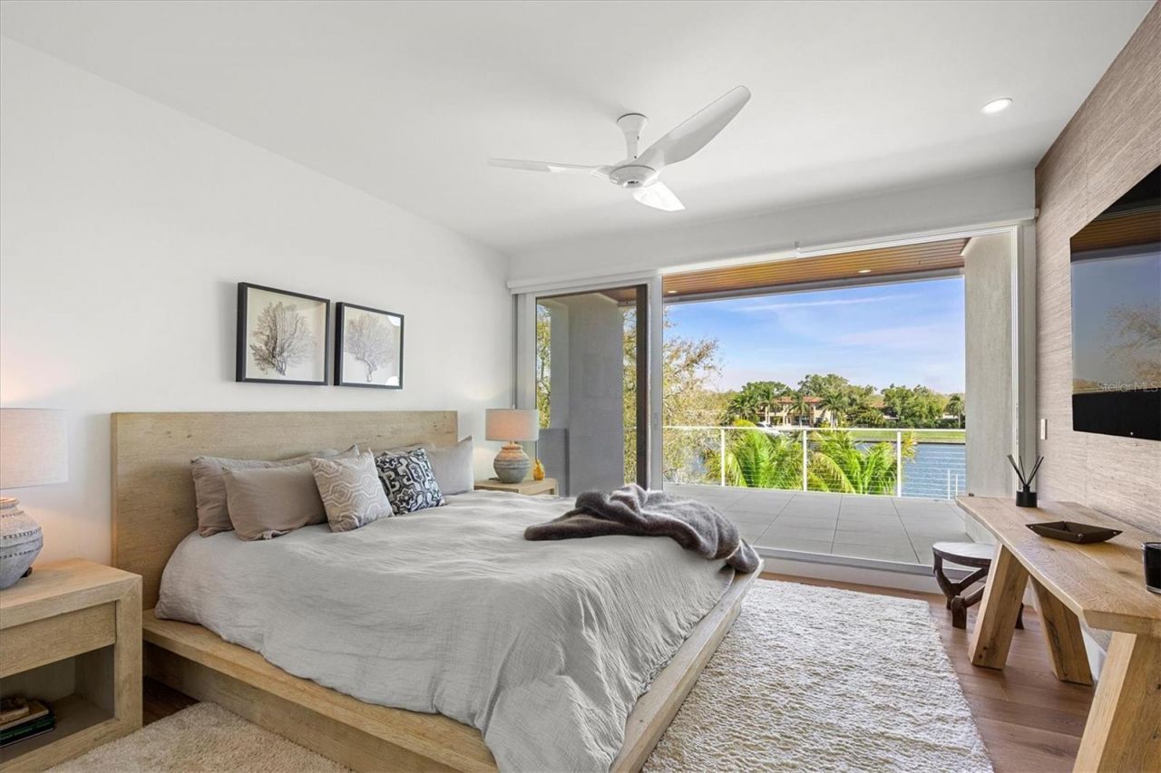 3631 San Remo Terrace, Sarasota, FL 34239 Photo