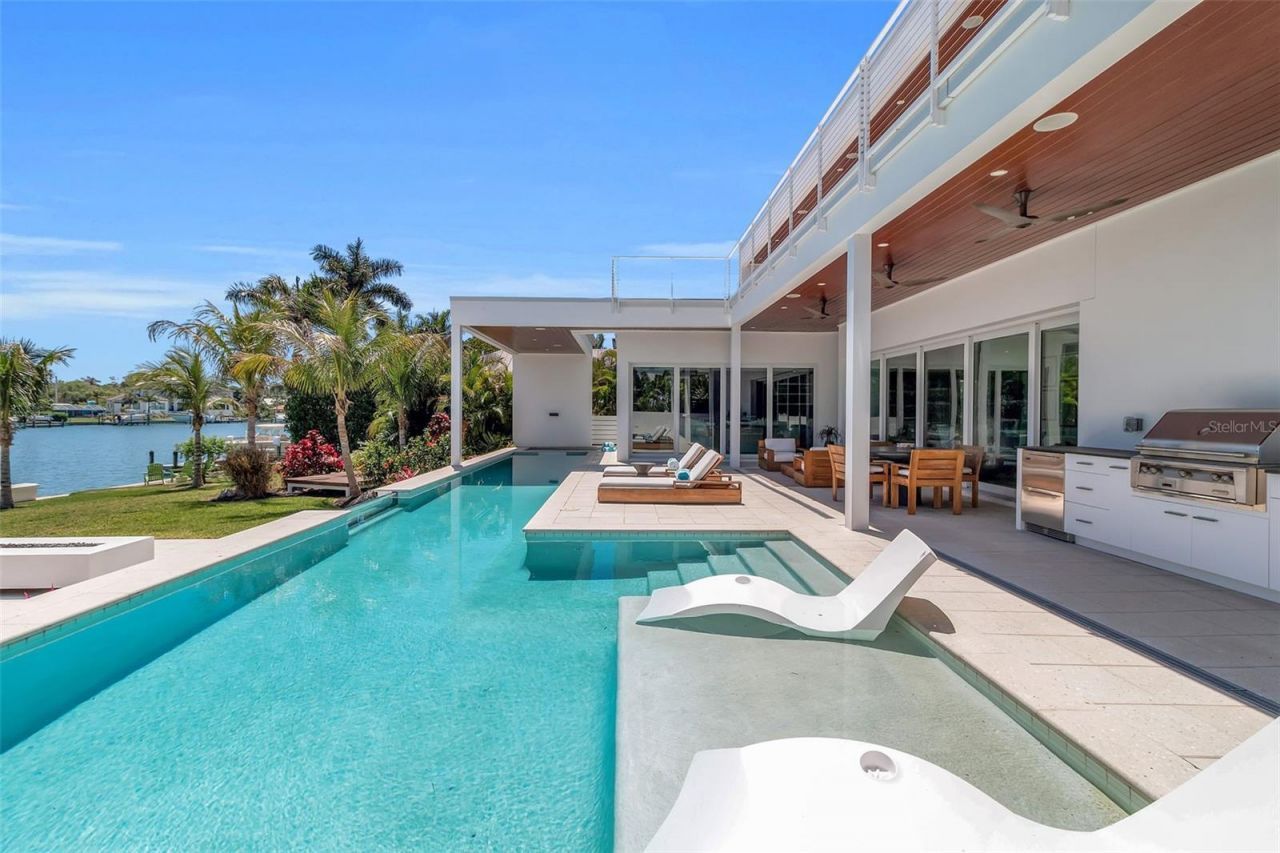 3631 San Remo Terrace, Sarasota, FL 34239 Photo