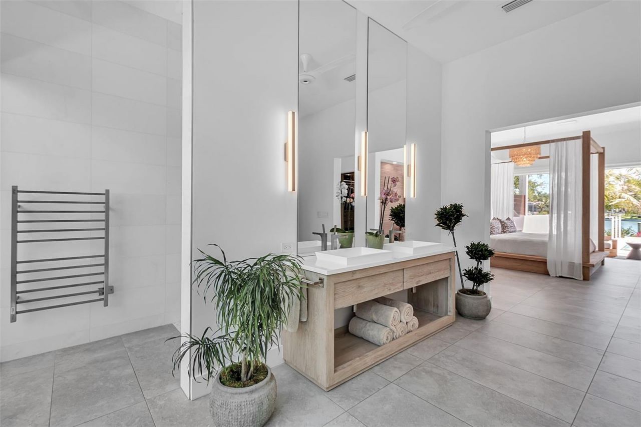 3631 San Remo Terrace, Sarasota, FL 34239 Photo