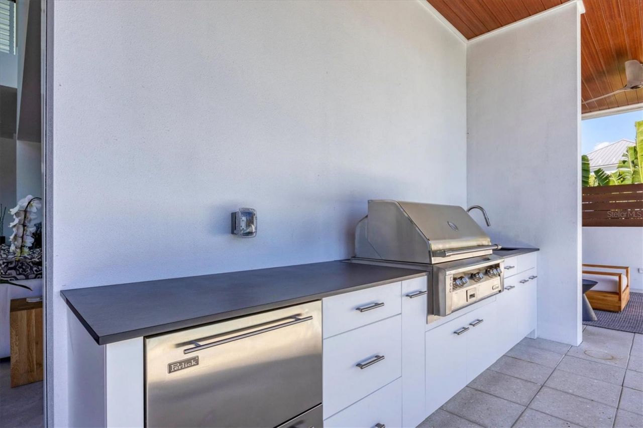 3631 San Remo Terrace, Sarasota, FL 34239 Photo