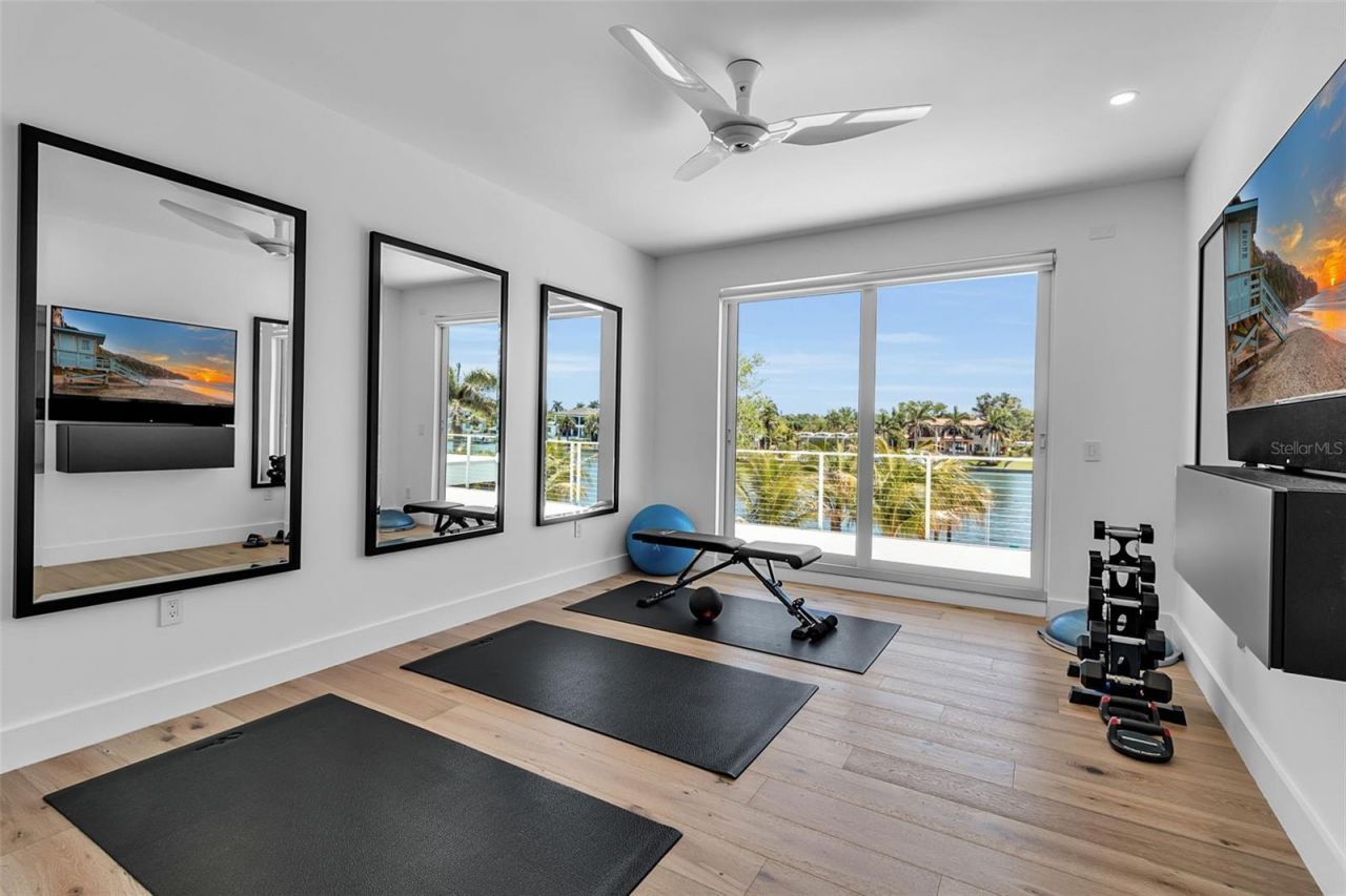 3631 San Remo Terrace, Sarasota, FL 34239 Photo