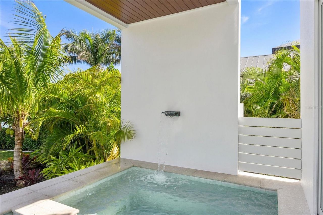 3631 San Remo Terrace, Sarasota, FL 34239 Photo