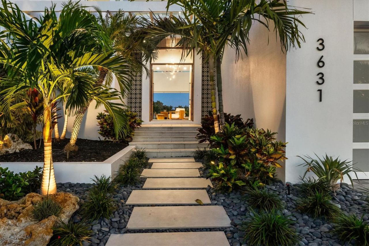 3631 San Remo Terrace, Sarasota, FL 34239 Photo