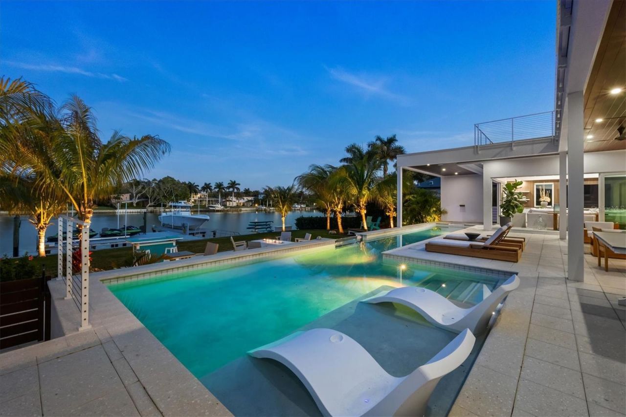 3631 San Remo Terrace, Sarasota, FL 34239 Photo