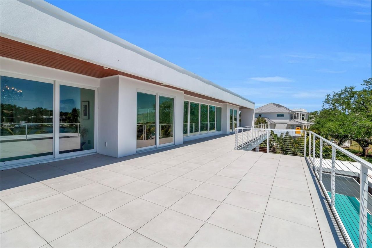 3631 San Remo Terrace, Sarasota, FL 34239 Photo