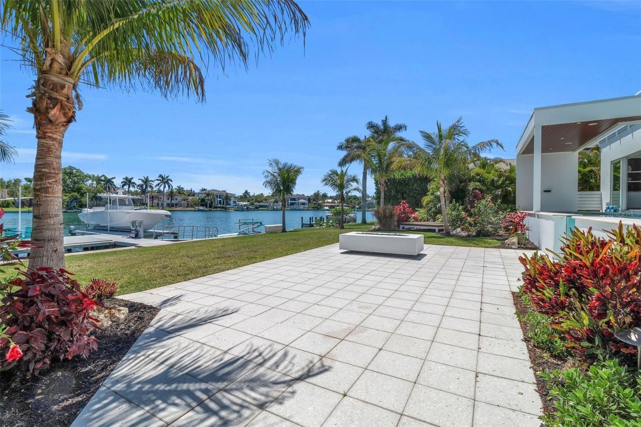 3631 San Remo Terrace, Sarasota, FL 34239 Photo