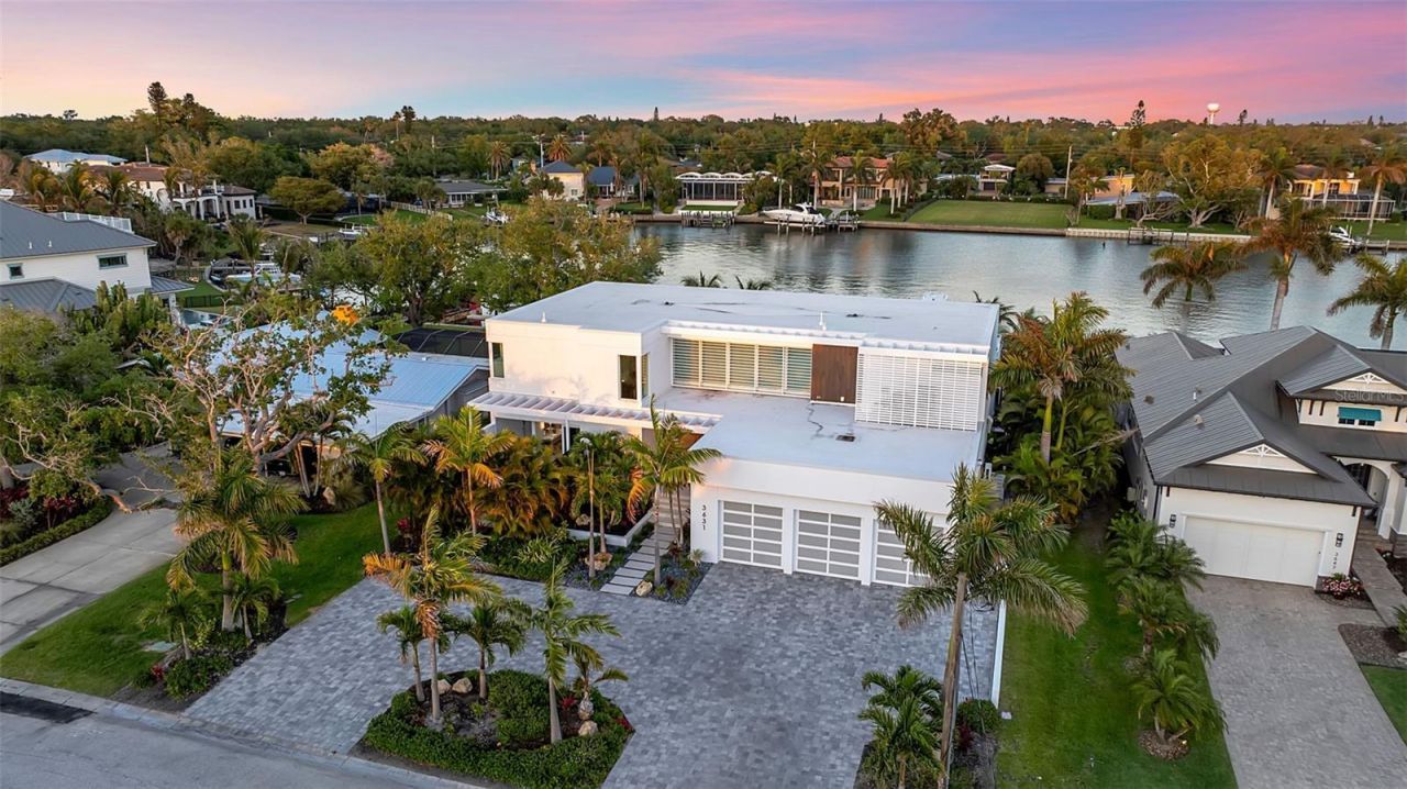3631 San Remo Terrace, Sarasota, FL 34239 Photo