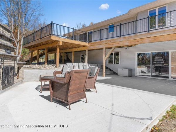 13158 Wood Road, Bath, MI 48808