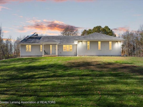 13158 Wood Road, Bath, MI 48808