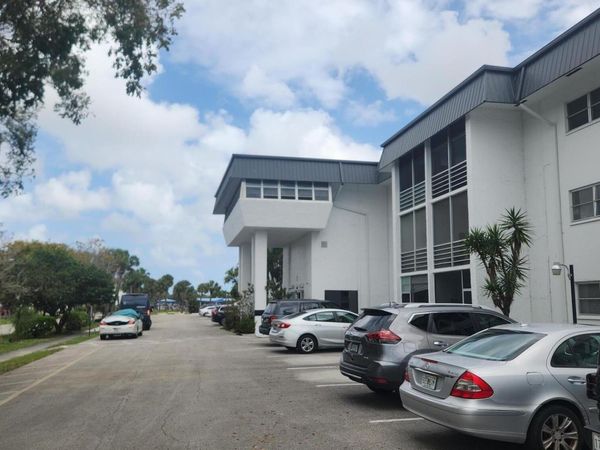 4880 NW 22nd Street, Unit Ph, Lauderhill, FL 33313