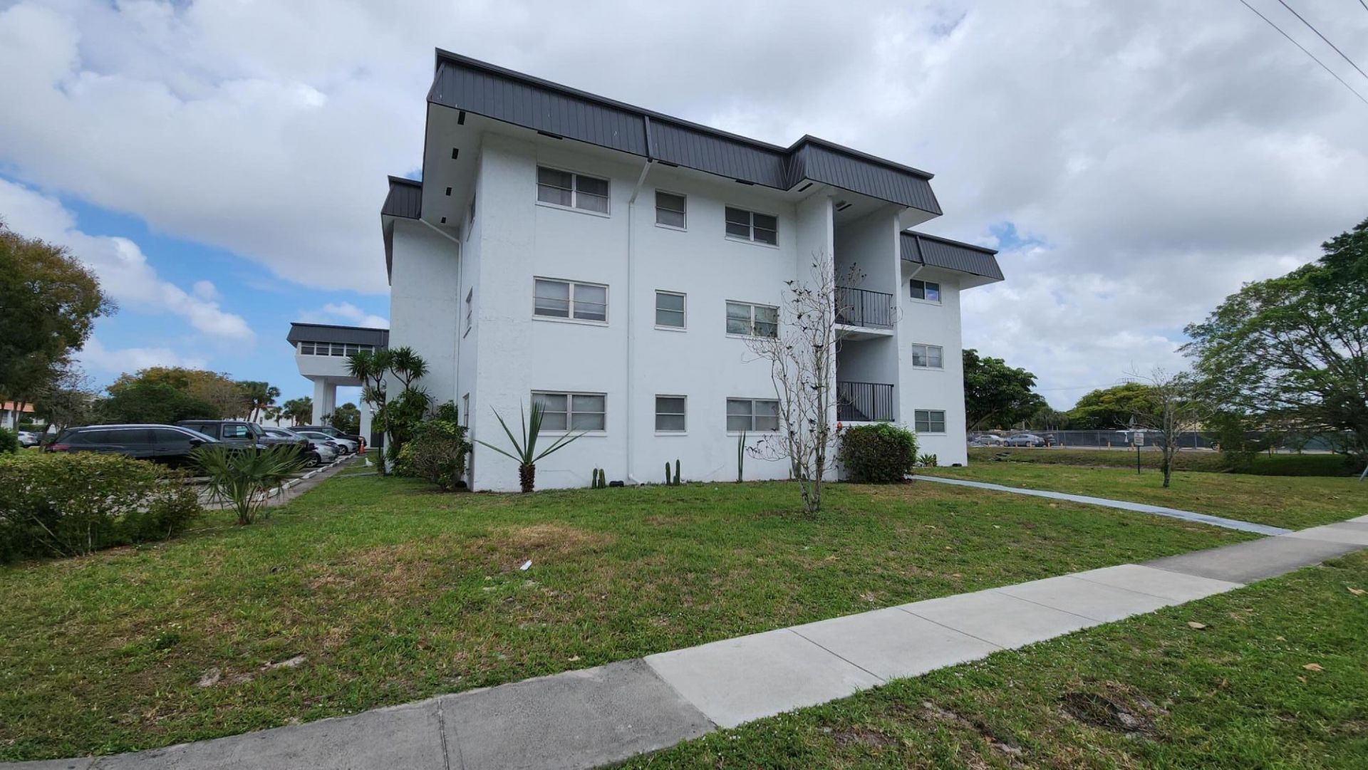 4880 NW 22nd Street, Unit Ph, Lauderhill, FL 33313 Photo